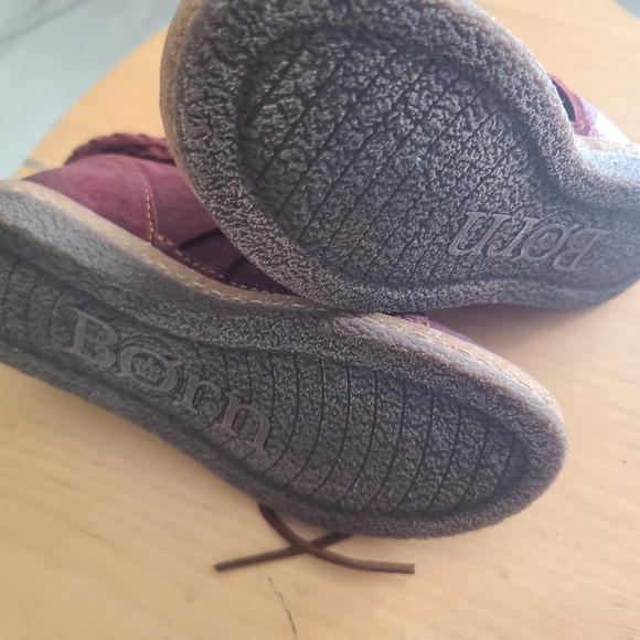 BORN TEMPLE II LEATHER ANKLE BOOTIES SIZE US 6/EU 36.5 COLOR DARK RED NEW!!! - Picture 5 of 6